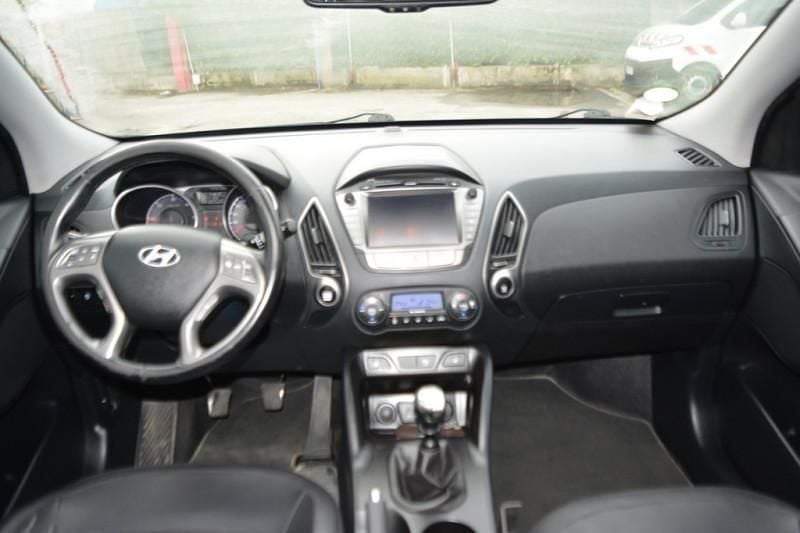 Image 3/4