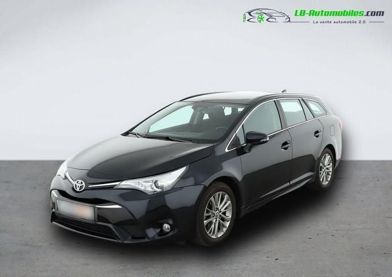 Utilisé 2015 Toyota Avensis Berline | 18 300 € - Image 1/4