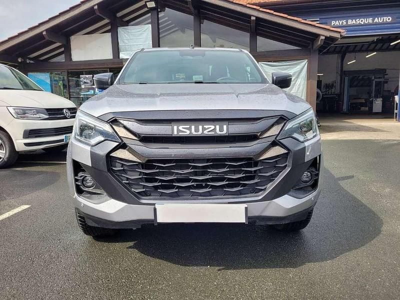 Nouvelle Isuzu D-Max 165 ch (121 kW) 2025 Gris Pick-up