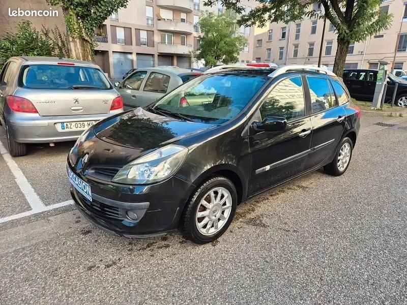 Noir Utilisé 2008 Renault Clio GrandTour Dynamique Break | 3 890 € (Bon prix) - Image 1/4