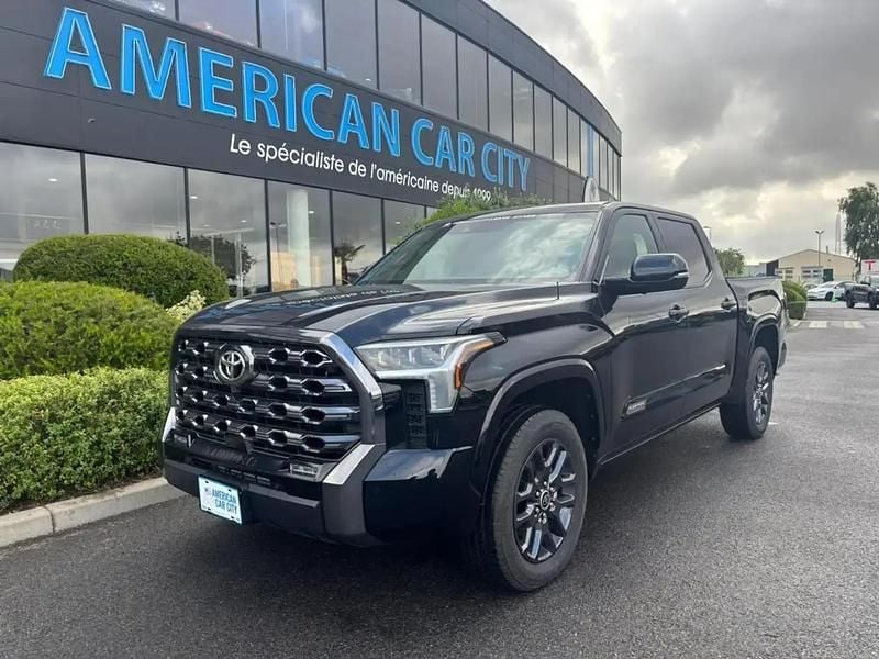 Noir Occasion 2022 Toyota Tundra Platinum Pick-up | 104 990 € - Image 1/4