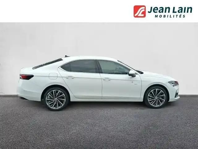 Occasion Skoda Superb 150 ch (110 kW) 2024 Blanc pur Berline