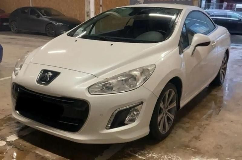 Blanc Occasion 2013 Peugeot 308 CC Cabriolet | 11 900 € (Prix juste) - Image 1/4