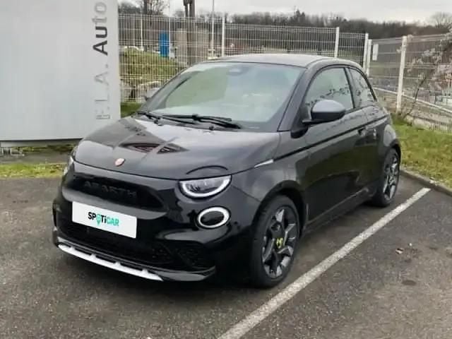 Noir venom Occasion 2024 Abarth 500e Citadine | 29 890 € - Image 1/4
