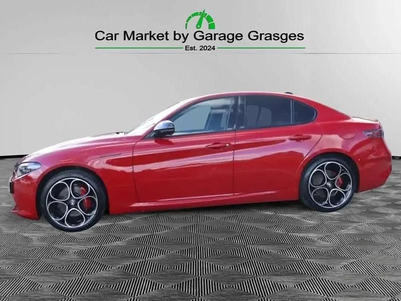 Occasion Alfa Romeo Giulia Competizione 280 ch (205 kW) 2023 Rouge Berline