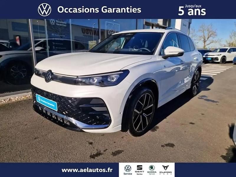 Blanc Occasion 2025 VW Tiguan R-line SUV | 49 940 € (Prix cher) - Image 1/4