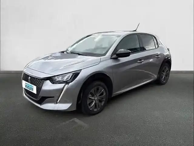 Gris Occasion 2022 Peugeot e-208 Citadine | 15 990 € (Prix juste) - Image 1/4