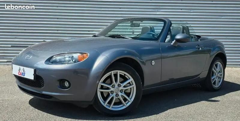 Gris Utilisé 2007 Mazda MX5 Cabriolet | 10 990 € - Image 1/4