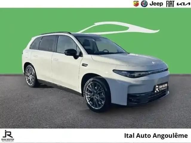 Occasion Leapmotor C10 160 kW (218 ch) 2025 Gris toundra SUV