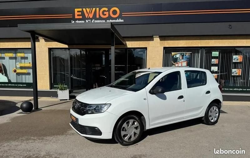 Blanc Utilisé 2019 Dacia Sandero Essentiel Citadine | 8 990 € (Bon prix) - Image 1/4