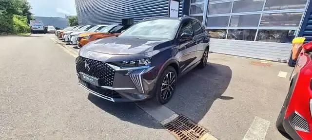 Gris Nouvelle 2025 DS Automobiles DS7 Crossback SUV | 40 580 € (Prix juste) - Image 1/4