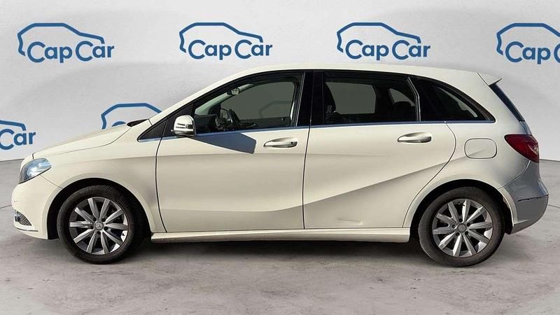 Occasion Mercedes 180 Business 109 ch (80 kW) 2014 Blanc Berline