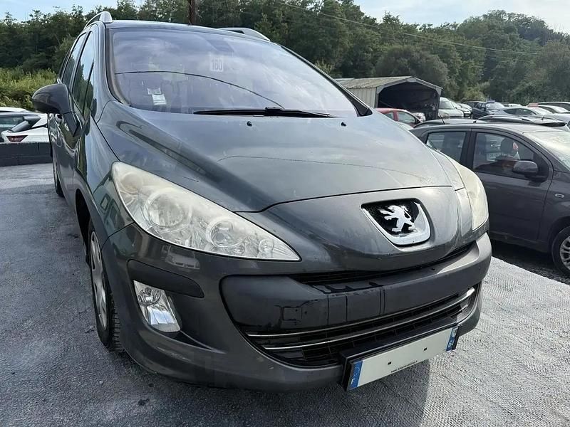 Utilisé 2010 Peugeot 308 Break | 3 990 € (Prix juste) - Image 1/4