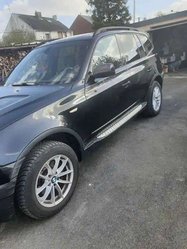 Noir Utilisé 2004 BMW X3 Comfort Edition SUV | 3 500 € - Image 1/4