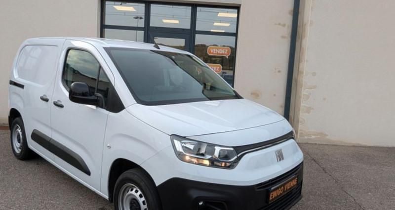 Occasion 2023 Fiat Doblò Lounge Monospace | 16 990 € (Prix juste) - Image 1/4