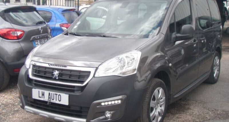 Gris Utilisé 2017 Peugeot Partner Tepee Outdoor Monospace | 10 990 € (Prix juste) - Image 1/4