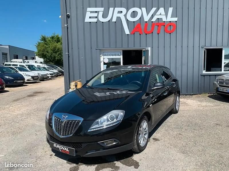 Noir Utilisé 2009 Lancia Delta Berline | 6 990 € - Image 1/4