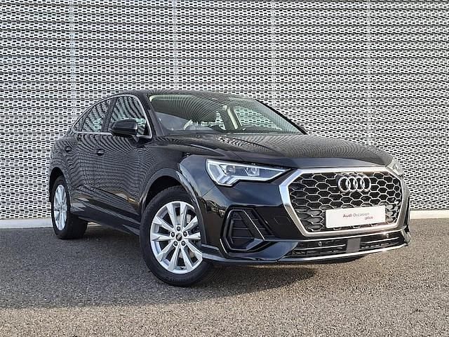 Occasion Audi Q3 Sportback Design 150 ch (110 kW) 2024 Noir mythe métallisé SUV