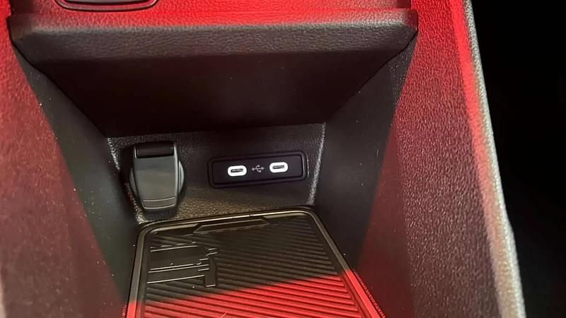 Nouvelle Renault 5 E-Tech Techno 110 kW (150 ch) 2025 Noir Berline