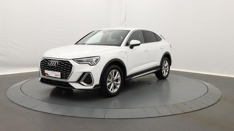 Blanc Utilisé 2023 Audi Q3 Sportback S-Line SUV | 46 099 € (Bon prix) - Image 1/3
