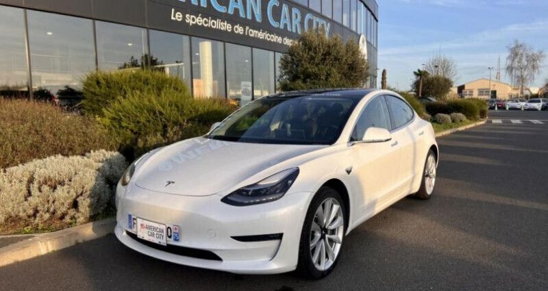 Blanc Utilisé 2019 Tesla Model 3 Long Range Berline | 33 490 € (Prix juste) - Image 1/3