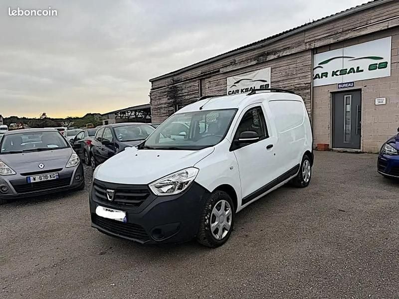 Blanc Utilisé 2016 Dacia Dokker Van | 7 999 € - Image 1/4