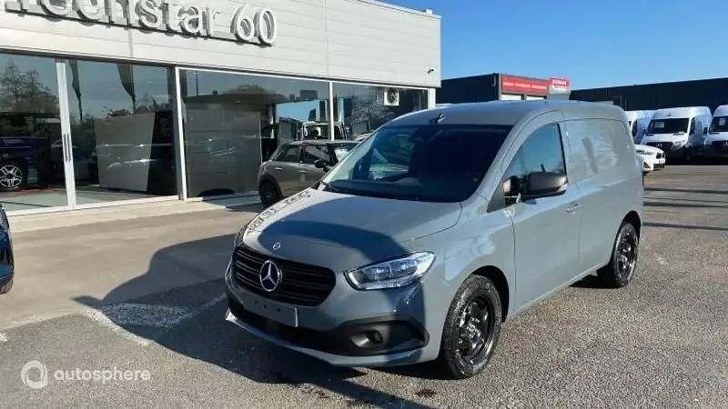 Gris Nouvelle 2025 Mercedes Citan 112 Van | 32 880 € - Image 1/4