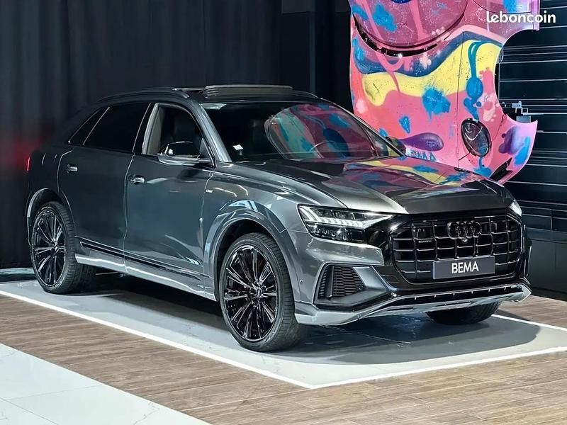 Gris Utilisé 2021 Audi Q8 Competition SUV | 74 980 € - Image 1/4