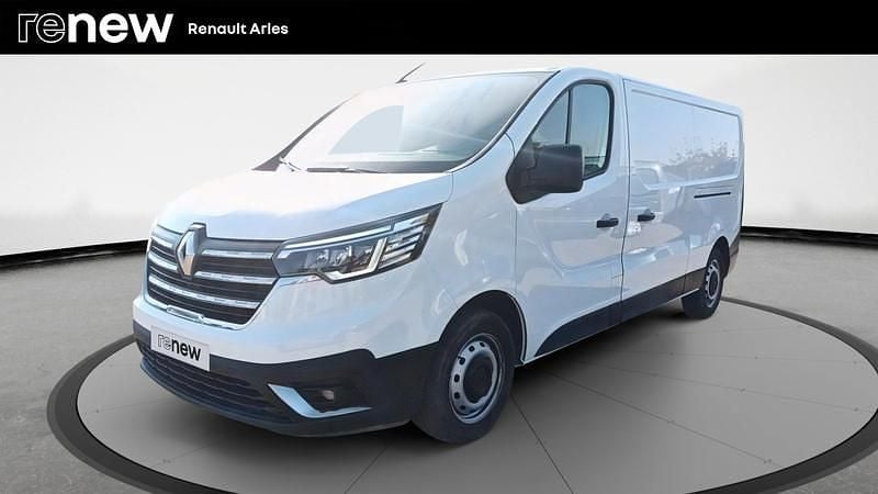 Blanc Utilisé 2023 Renault Trafic Van | 25 990 € - Image 1/4