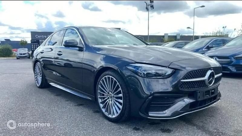 Utilisé 2025 Mercedes 220 AMG line Berline | 67 990 € - Image 1/4