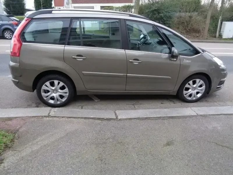 Brun Utilisé 2012 Citroën Grand C4 Picasso Monospace | 8 500 € - Image 1/4
