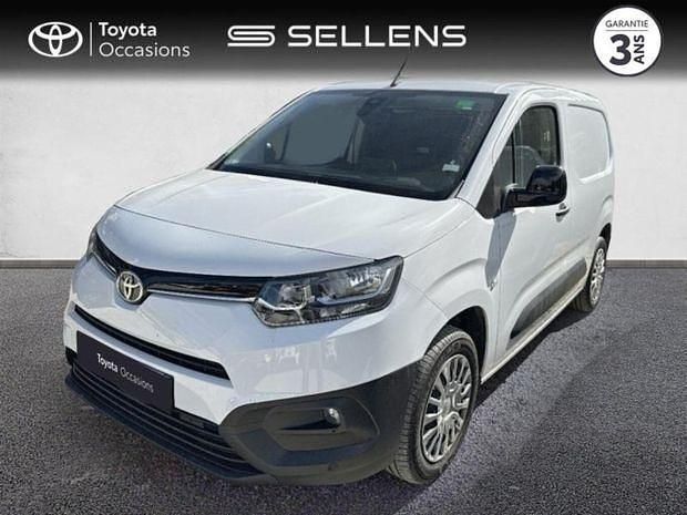 Blanc Utilisé 2024 Toyota Proace Van | 19 990 € - Image 1/4