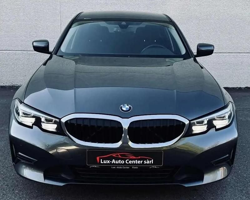 Gris Utilisé 2020 BMW 316 Berline | 23 900 € - Image 1/4