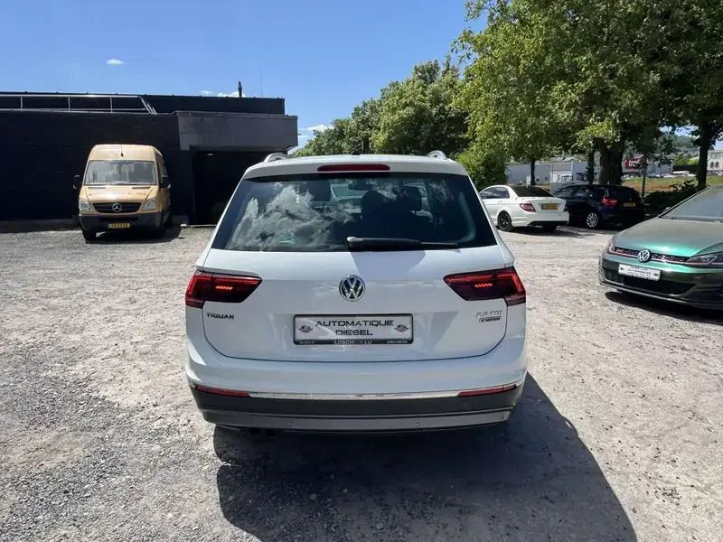 Image 2/4
