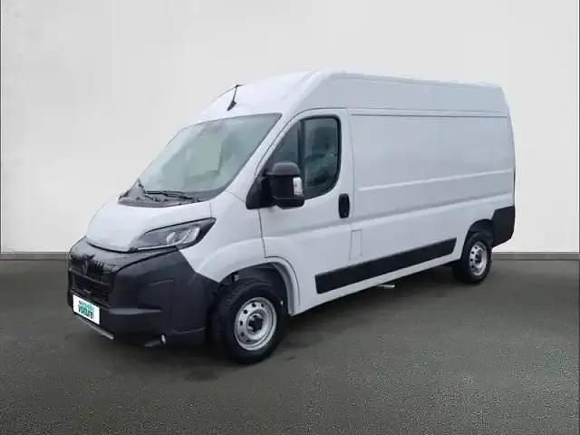 Blanc Occasion 2024 Peugeot Boxer S Van | 30 990 € (Bon prix) - Image 1/4