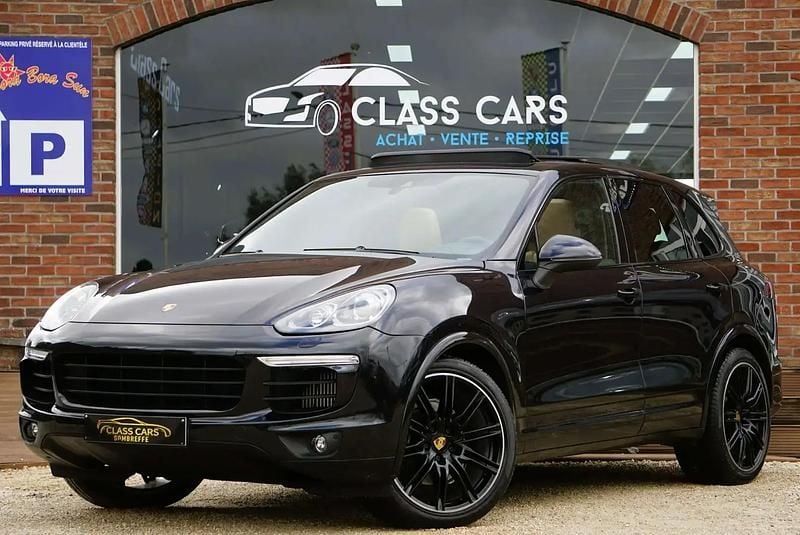 Noir Utilisé 2016 Porsche Cayenne SUV | 40 990 € (Prix juste) - Image 1/4
