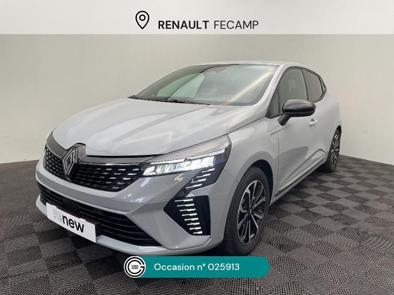 Utilisé 2025 Renault Clio V Techno Citadine | 23 990 € (Prix cher) - Image 1/4