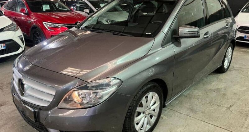 Utilisé 2014 Mercedes B180 Business Monospace | 11 990 € (Super prix) - Image 1/4
