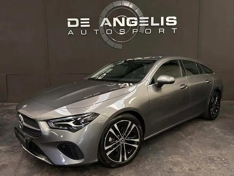 Gris Utilisé 2024 Mercedes CLA180 Progressive Berline | 30 990 € (Super prix) - Image 1/4