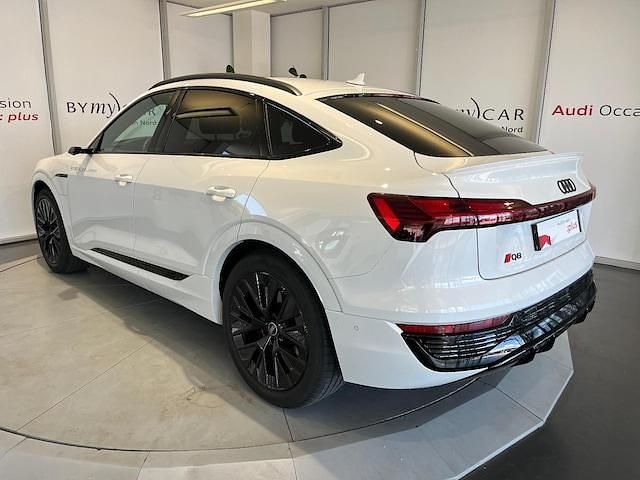 Occasion Audi Q8 Sportback e-tron S-Line 300 kW (408 ch) 2024 Blanc glacier métallisé SUV