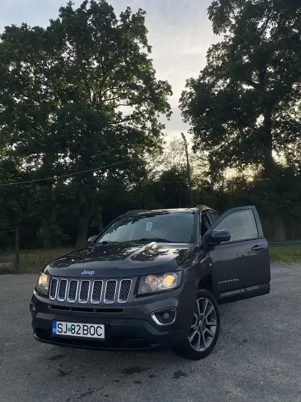 Utilisé 2014 Jeep Compass Limited SUV | 6 000 € - Image 1/4