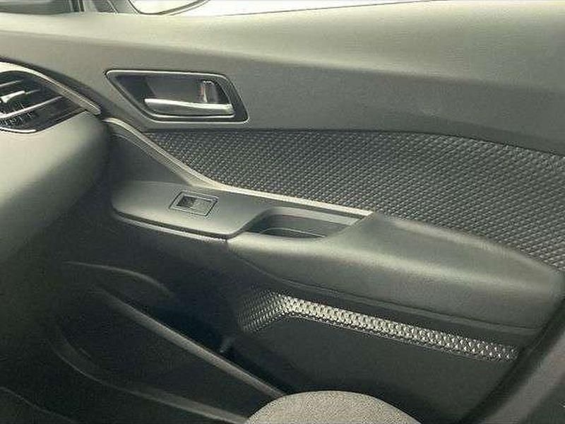 Occasion 2023 Toyota C-HR+ Business Edition SUV | 22 490 € (Bon prix) - Image 1/1