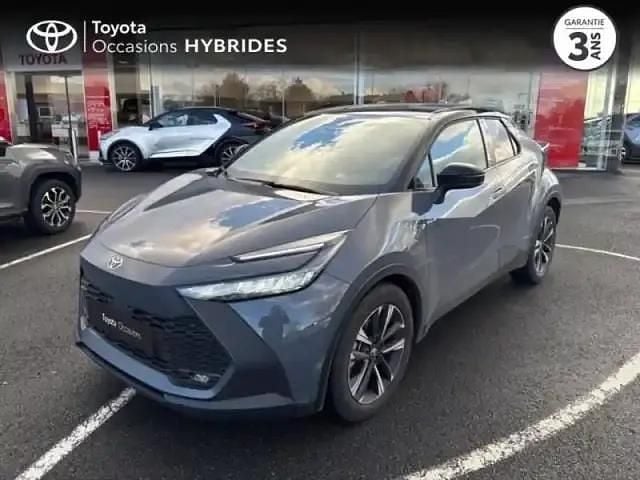 Gris météore métallisé biton Occasion 2025 Toyota C-HR SUV | 34 990 € (Prix cher) - Image 1/4