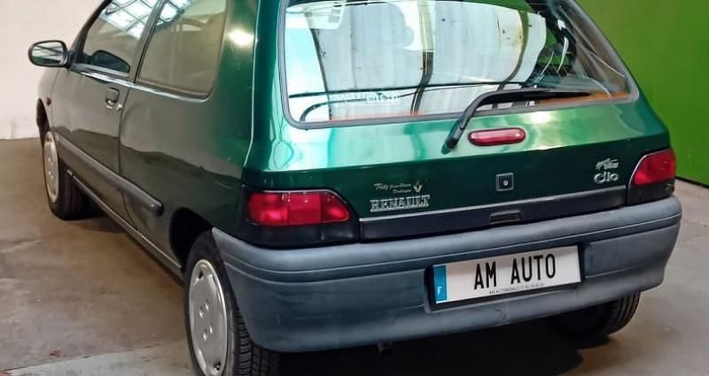 Occasion Renault Clio 58 ch (42 kW) 1997 Citadine