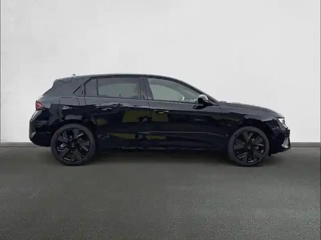 Occasion Opel Astra 114 kW (156 ch) 2025 Noir karbon Berline