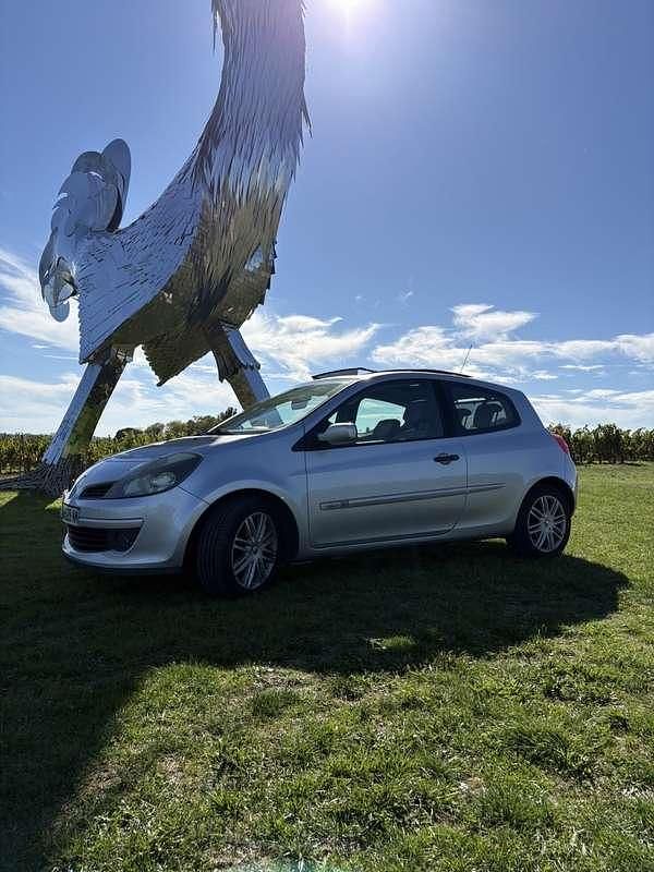 Occasion Renault Clio II Initiale 110 ch (80 kW) 2007 Berline