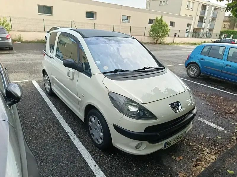 Image 2/4