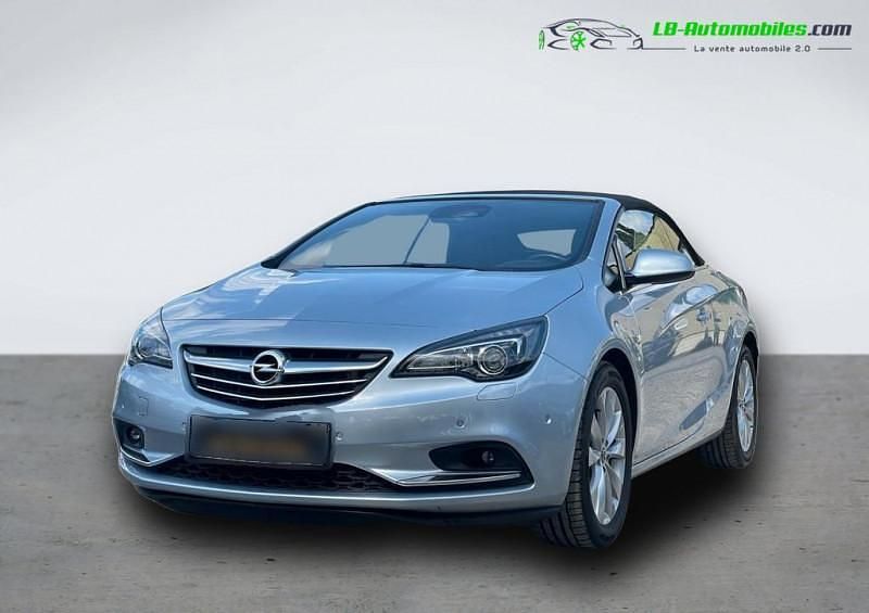 Utilisé 2015 Opel Cascada Cabriolet | 15 900 € (Prix juste) - Image 1/4