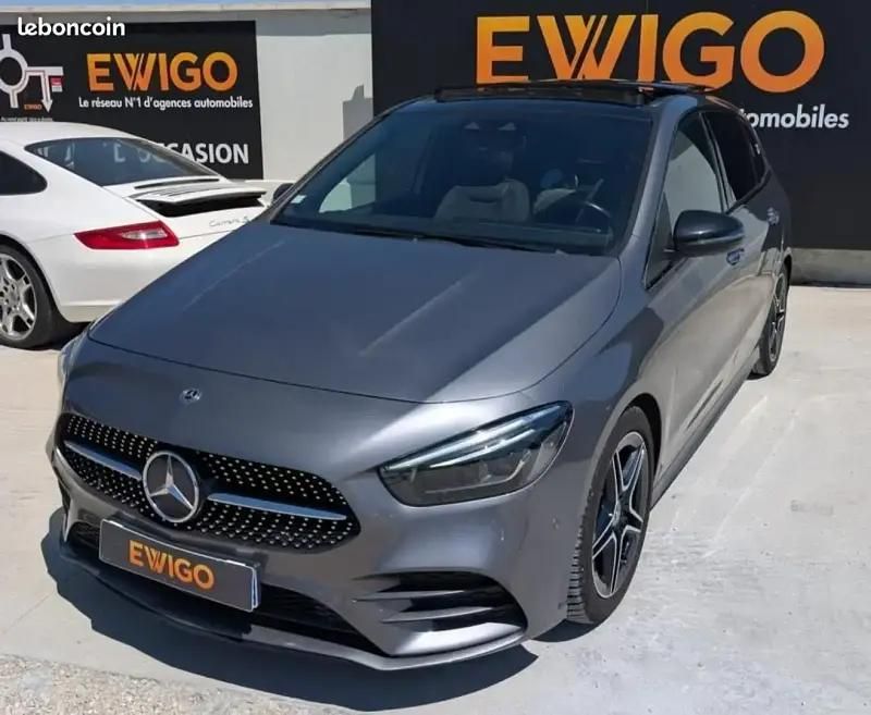 Gris Utilisé 2020 Mercedes B200 AMG line Monospace | 26 989 € (Prix juste) - Image 1/4