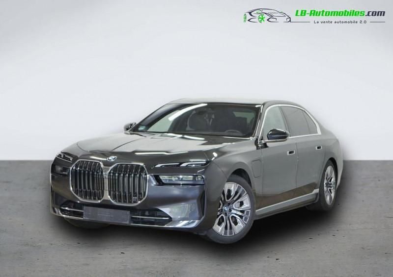 Utilisé 2024 BMW 750e Sport Line Berline | 103 700 € - Image 1/4